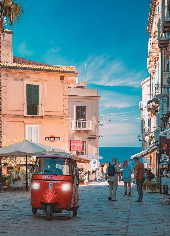 Pieno Centro Apartment Tropea Bagian luar foto